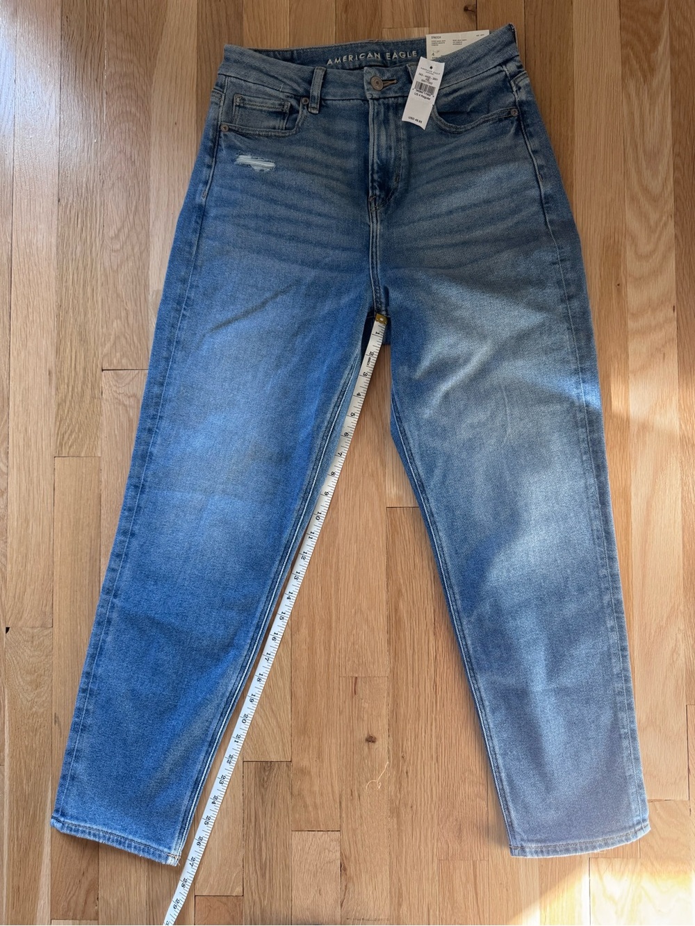 American Eagle Outfitters Curvy Mom Jeans - Picture 4 of 6
